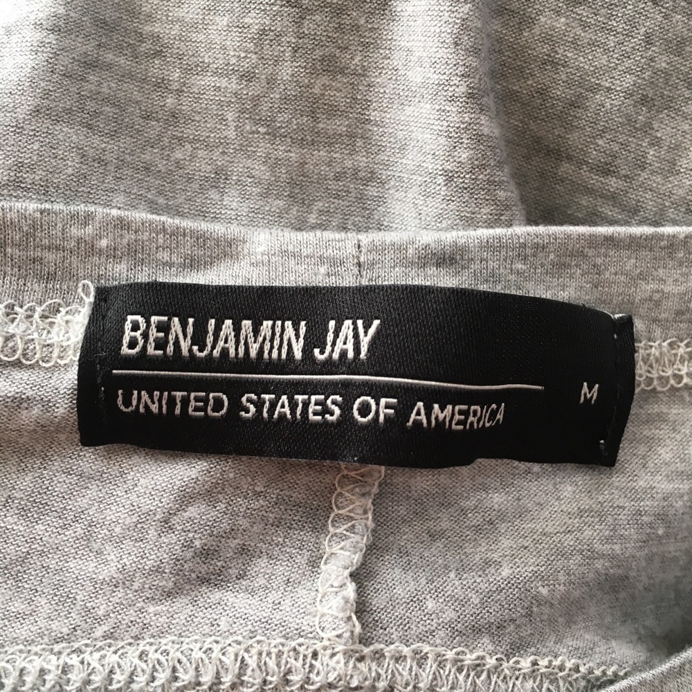 Benjamin Jay Gray Back Cut Out Tank - Picture 6 of 7